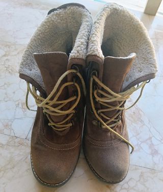 Botines tacón cordones ante marrón