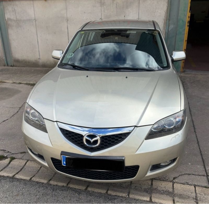 Mazda 3 2009 - foto 1