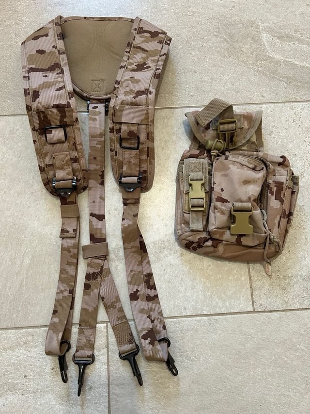 Trinchas y porta accesorios árido pixelado