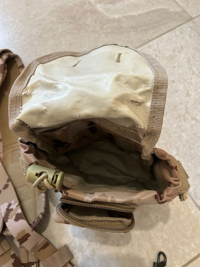 Trinchas y porta accesorios árido pixelado