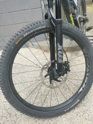 Saracen MTB Doble Suspensión FOX