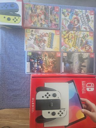 Nintendo Switch OLED Blanca + 2 Joy-Con + 6 Juegos