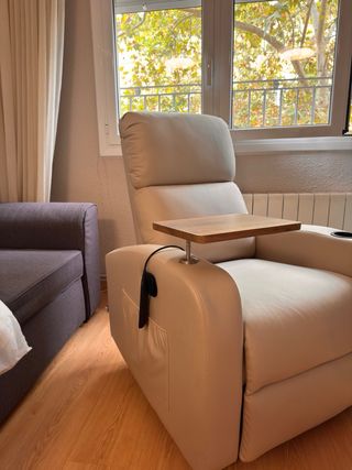 Sillón relax reclinable beige con mando