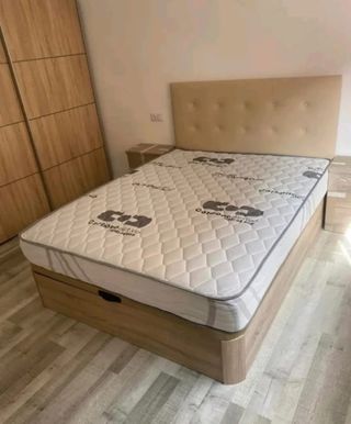 Colchón y base de cama