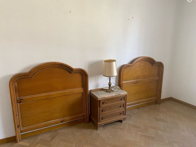 Cabecero de madera (tengo dos unidades)