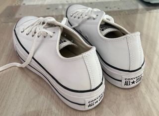 Zapatillas Converse Blancas de piel y plataforma