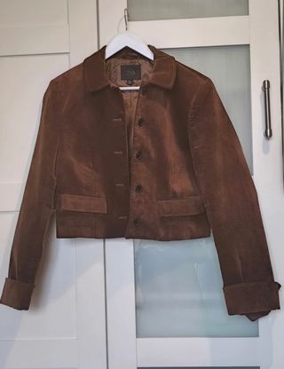 Chaqueta Zara Marrón Talla L. Nueva sin estrenar.