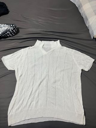 Camisa de punto blanca sin usar como nueva