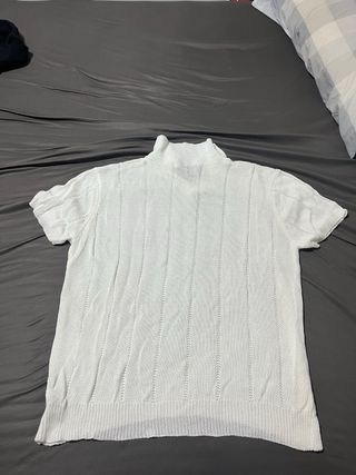 Camisa de punto blanca sin usar como nueva