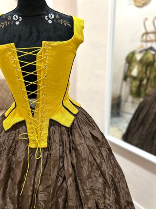 Traje Regional Valencia Danza