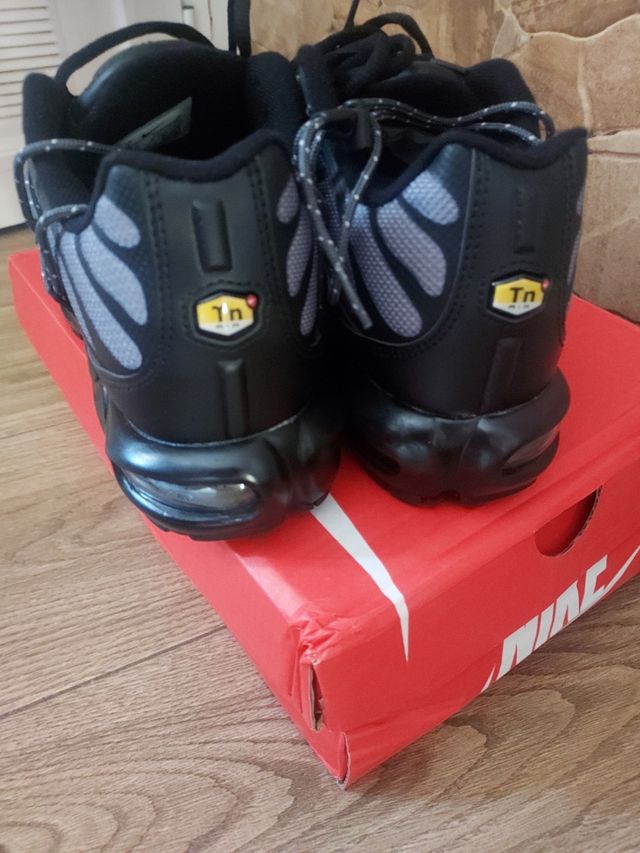 Zapatillas Nike TN Negras