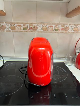 Cafetera Bosch Tassimo Roja