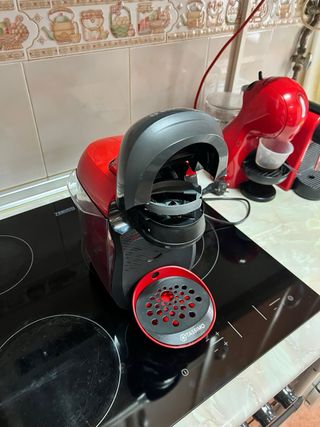 Cafetera Bosch Tassimo Roja