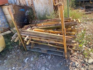 Sargentos y barandillas de obra .consultar precio 