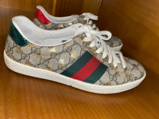Zapatillas Gucci Beige y Doradas