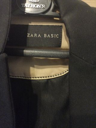 Blazer Zara Basic Negro Usado