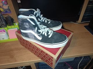 Deportivas Vans grises
