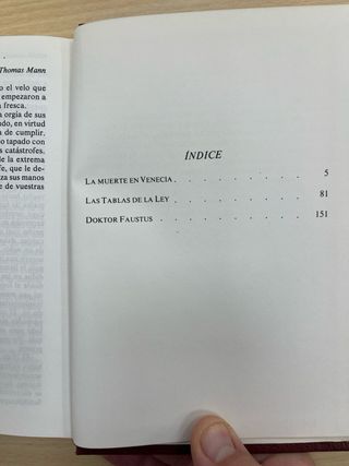 Colección obras selectas de premios noveles