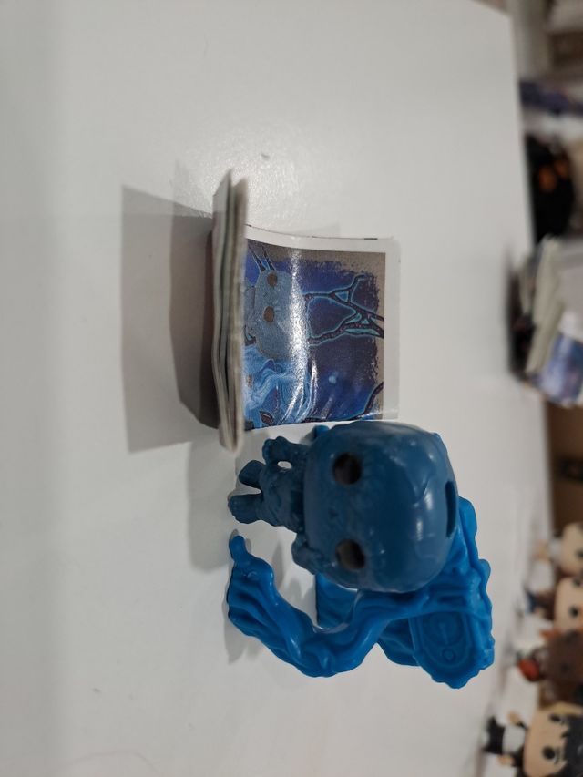 Muñeco Kinder Joy Stranger Things