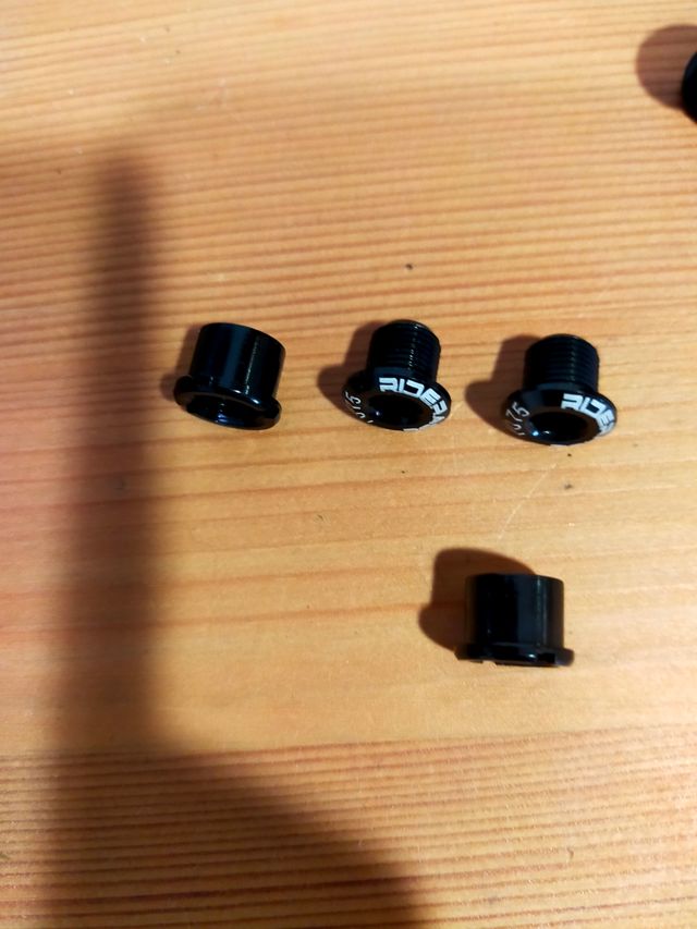 Kit Tornillos amarre Platos Bicicleta