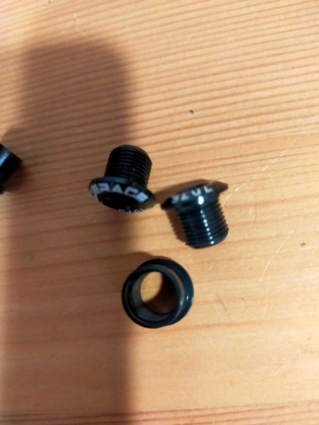 Kit Tornillos amarre Platos Bicicleta