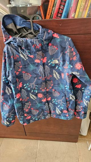 Chaqueta impermeable The North Face azul