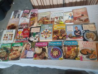 Set di libri di cucina vari
