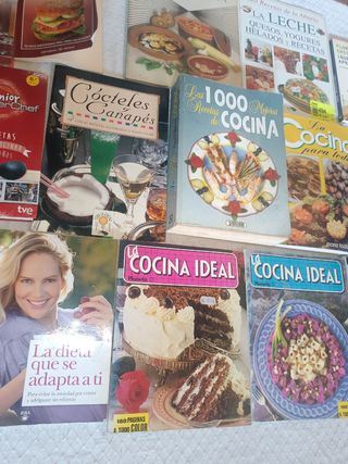 Set di libri di cucina vari