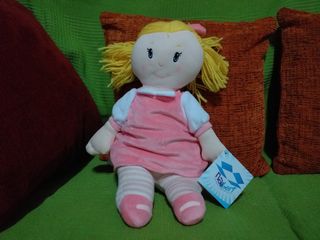 Muñeca de trapo rubia