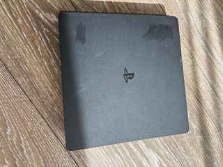 PS4 (PlayStation 4) Dorada y Camuflaje