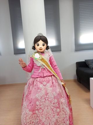 Traje de Fallera Niña Rosa y Blanco
Talla de 6 a 9