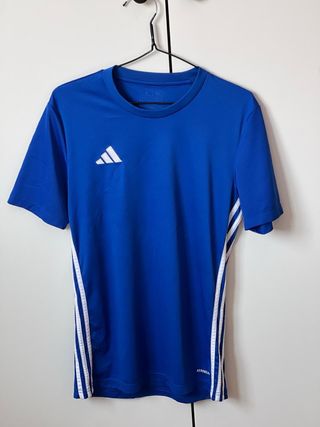 T-shirt Adidas azul tamanho S