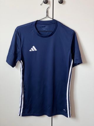 T-shirt Adidas azul tamanho S