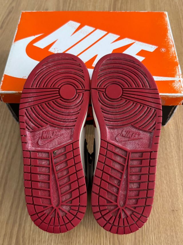 Jordan 1 Retro High OG Chicago Lost and Found