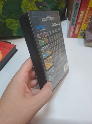Sonic the Hedgehog - Mega Drive
Perfecto 