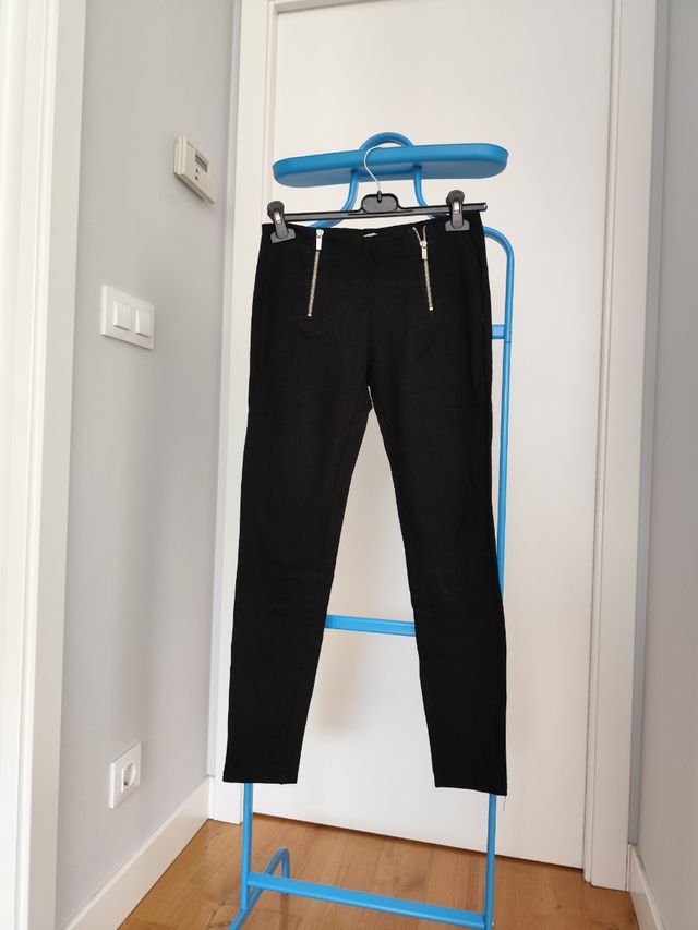 Leggins negros con doble cremallera