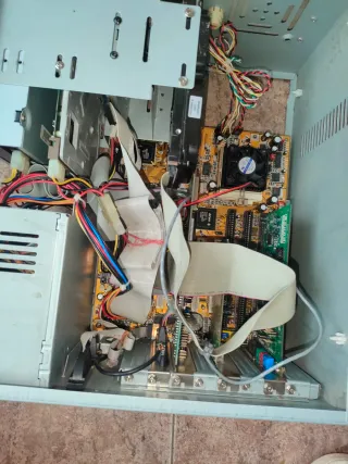 Torre PC Retro 52X Max Blanca