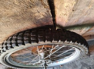 Ruedas de tacos para moto