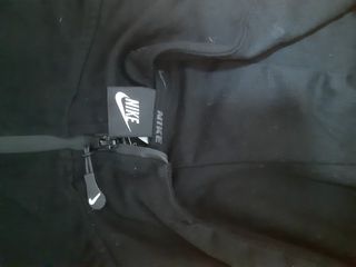 Felpa Nike Nera con Cappuccio