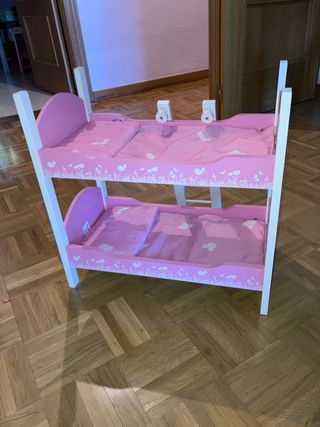 Cama litera para muñecas rosa