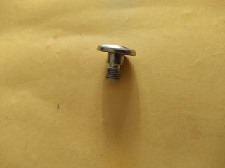 Tornillo Daiwa GS9 amarre picup