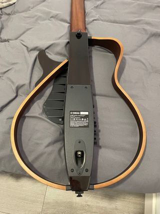 Guitarra Yamaha Silent SLG200N TBL