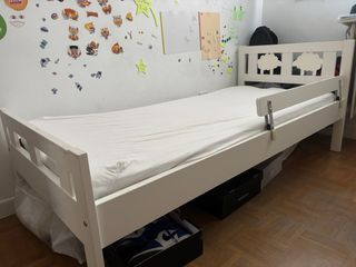 Cama infantil IKEA blanca modelo KRITTER