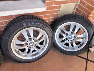 Vendo llantas de BMW en 16 pulgadas con neumáticos