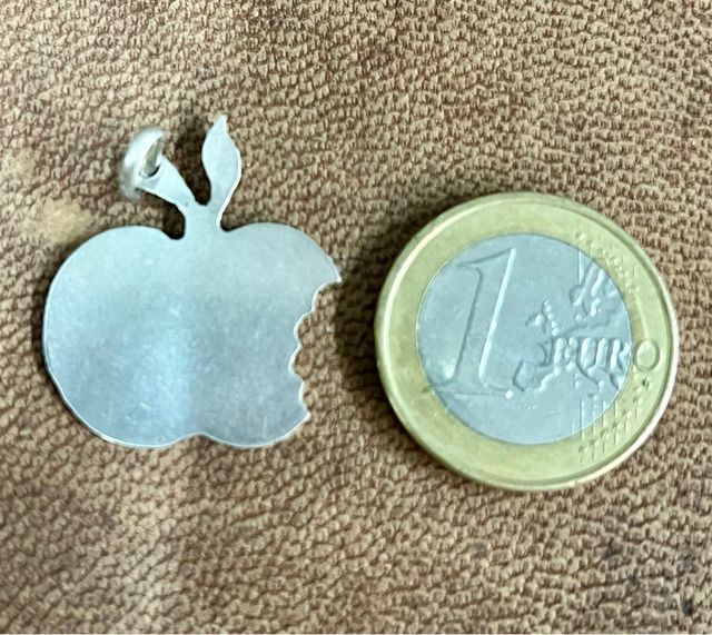 Colgante Plata Manzana Mordida