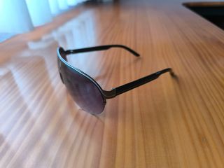 Gafas de sol Emporio Armani negras y marrones