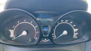 Ford Tourneo Courier 1.0 Ecoboss