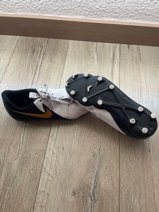 Botas de fútbol Nike Phantom