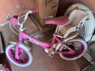 Bicicletas de diferentes modelos.