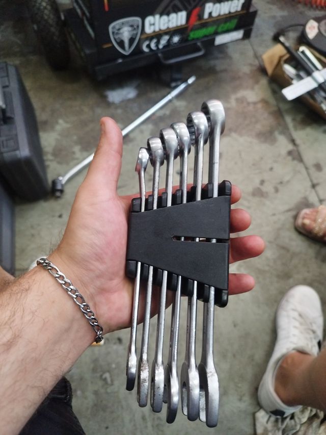 Llave multiestrella fija